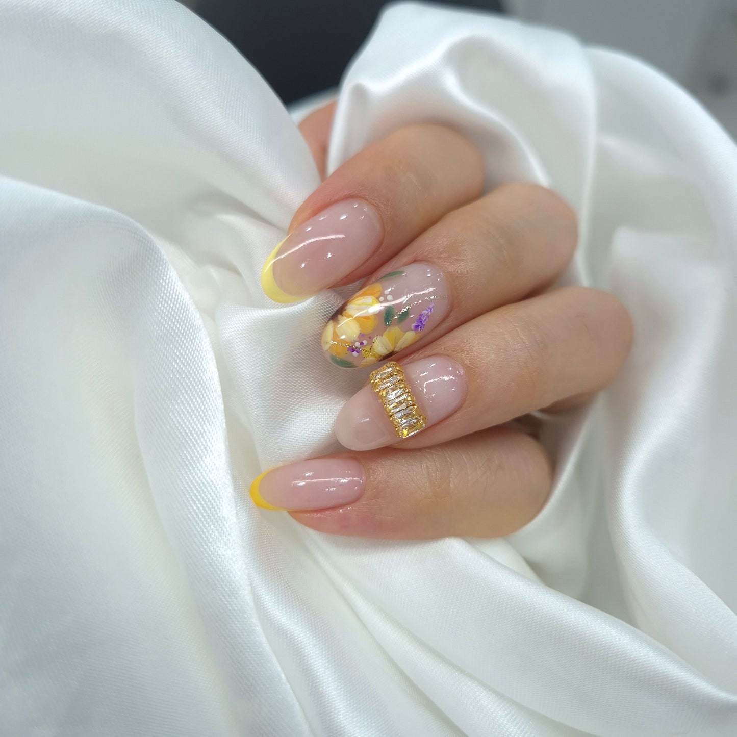 Nail D.abo - Specialized in Damaged Nail Care